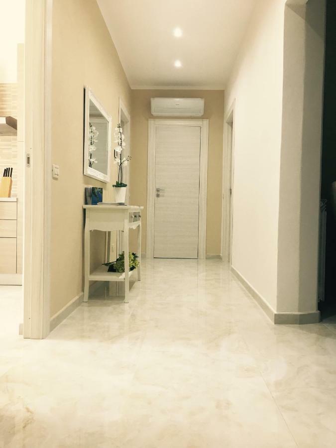 Queen Chic Apartment La Spezia Exterior foto